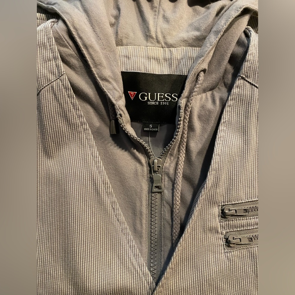 GUESS Men’s Gray Vest Zip Up Button Up Hoodie Size S - Picture 7 of 13